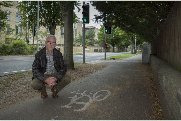 Cambslive's tweet image. 'Priorities need to change' - #Cambridge resident in bid to set up pedestrian campaign for the city bit.ly/2cK5YTk