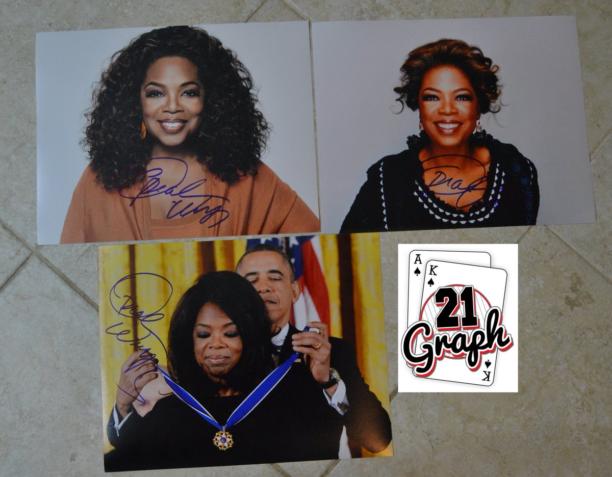 21Graph's tweet image. Thx @Oprah for signing this past weekend. Always treats her fans well! #DMV
