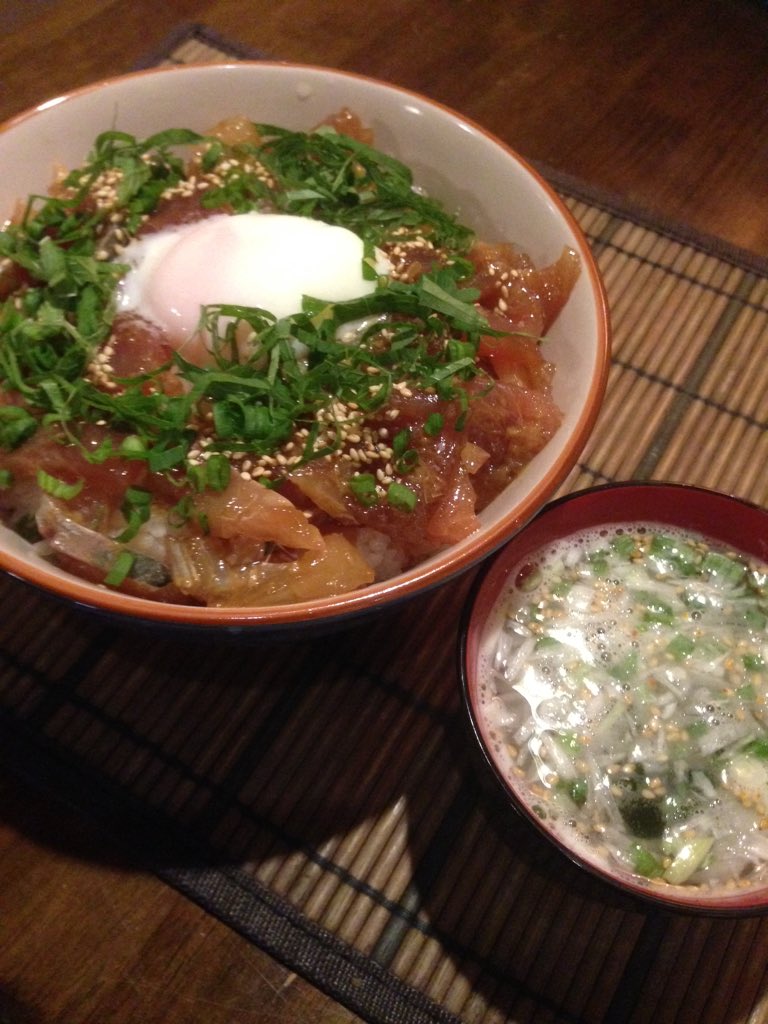 yusan1106's tweet photo. おはようございます☆
本日も居酒屋すいしんランチ営業しております！
誠に勝手ながら本日夜営業より10月2日まで諸事情によりお休み頂きます、宜しくお願いします☆ https://t.co/l4MTfoSYx8