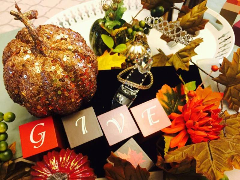 ParkLaneParty's tweet photo. Be a Princess at our Princess &amp; Pumpkins Event -  Let's help support the Saskatoon Food Bank for Thanksgiving... https://t.co/Zw7Bh9H0WU https://t.co/6R5FN7qf3g