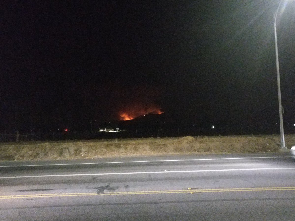 HarshM's tweet photo. #LomaFire https://t.co/ySPVKi9dfy