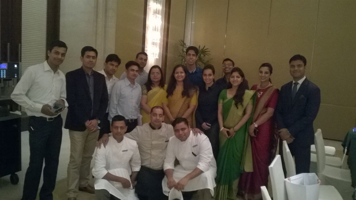 BhakerVaishali's tweet photo. @OberoiGroup #OberoiDirect trained team to serve you better @TridentGurgaon https://t.co/gxTkJeI1J2