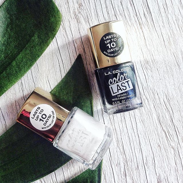 LAColorsusa's tweet photo. Our Color Last Nail Polish in 'Enduring' and 'Resentment'.  Available at @Walmart  Photo by @kpfusion  💅 #lacolorscosmetics #ColorLast https://t.co/vm2BQULR9L