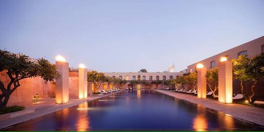 khyatisharmadel's tweet photo. Designed by Thai architect, Lek Bunag, Trident, Gurgaon is low-rise and spread over 7 acres. @OberoiGroup #OberoiDirect https://t.co/h3L233PDBt