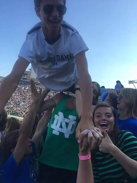 MDuffy_9's tweet photo. Notre Dame push-ups were awesome! https://t.co/F9gon3IZfX