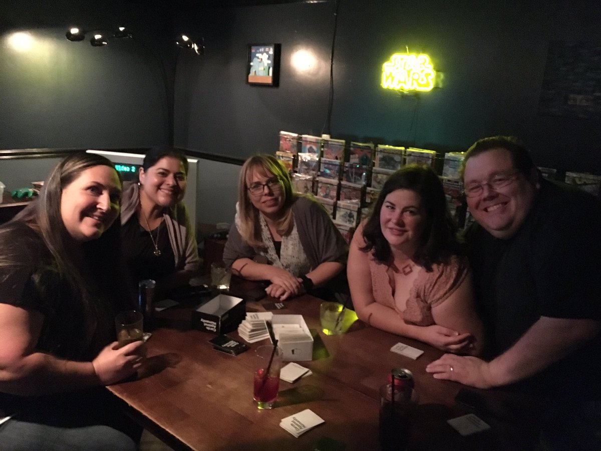 NerdyBitchesPod's tweet photo. Celebrating Liz's Birthday at @neilsbahr #partaaaaytime https://t.co/CqLatT024I