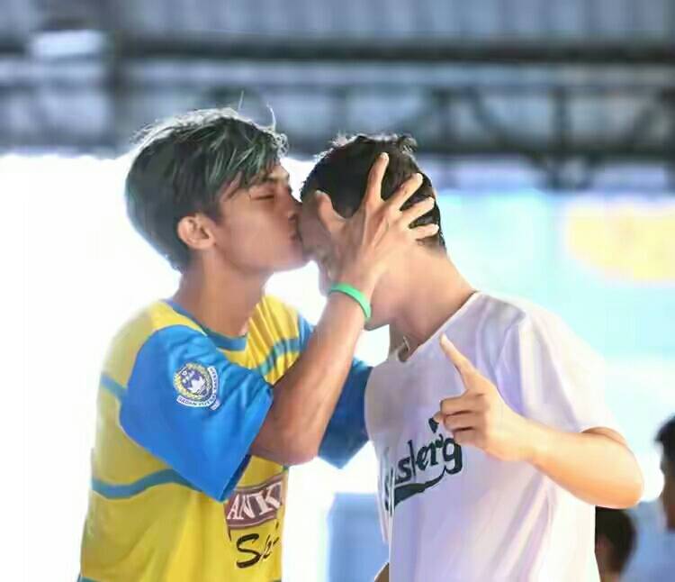 vamosfcmataram's tweet photo. Kalau nanti di Pro Futsal League selebrasinya @Bambangbayu12 dan @Ismailmacil gini setuju ga 😝😆😁 #VamosMataram https://t.co/V2NlAb1rYa