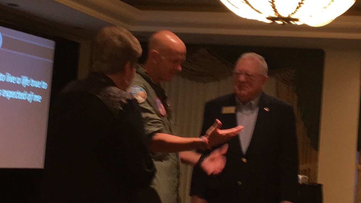 XanKasprzak's tweet photo. @MajorDanRooney "Brings it" & wraps up honoring Jim Bannister, fellow Marine, golfer, & scholarship advocate #aftfall https://t.co/97Otj9x8QZ