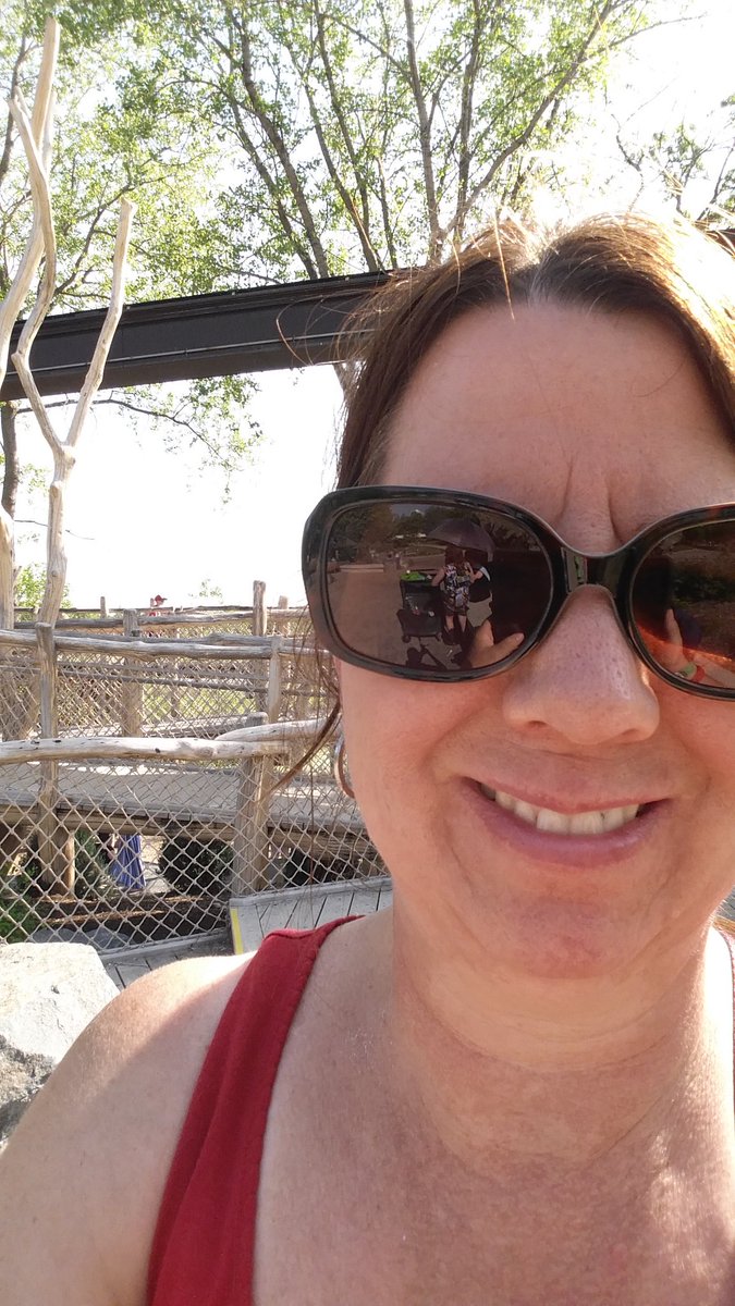 just8's tweet image. #ByeBuildUp #ad @Neutrogena