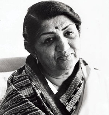 ruby_suri's tweet photo. #BirthdaySpecial: #LataMangeshkar #UnseenPics
@mangeshkarlata @latamangeshkar https://t.co/QD2eaapAT8 @Gumnamvk @Bollyhungama https://t.co/DOoHMGSl9d