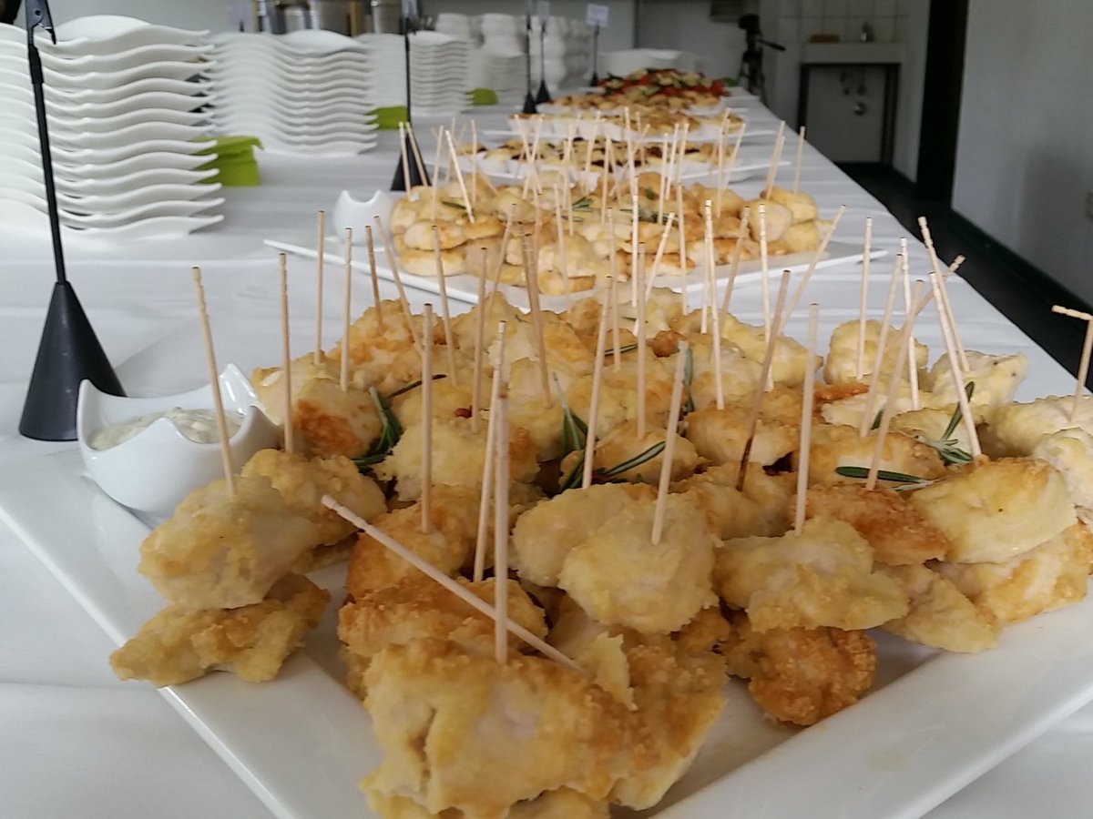 bcw40's tweet photo. Yummie. Darauf dürft ihr euch gleich freuen. #bcw40 https://t.co/puT3XygwUy