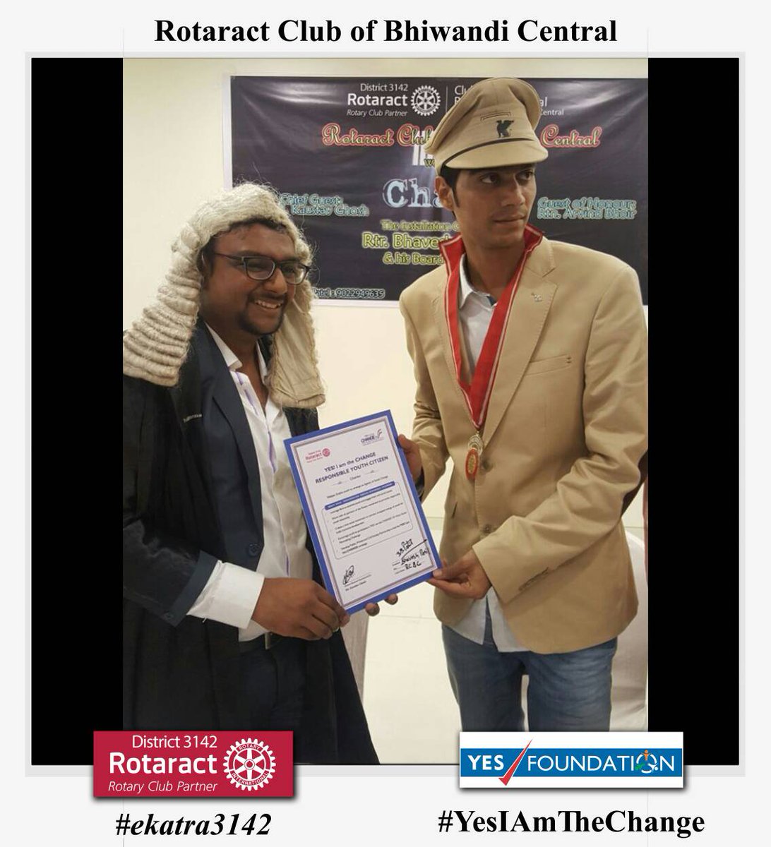 Rotaract_3142's tweet photo. RC #BhiwandiCentral signs charter with DRR KaustavGhosh confirming participation for #YESiamtheCHANGE
#3142ForChange https://t.co/2OWmT8fYuX