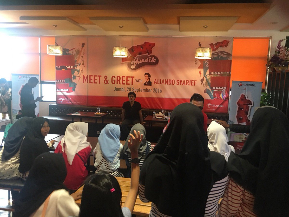 port_btc's tweet image. @alysyarief Meet &amp;amp; Greet @soloop_Jambi @LOOP_ID #Aliando4Jambi