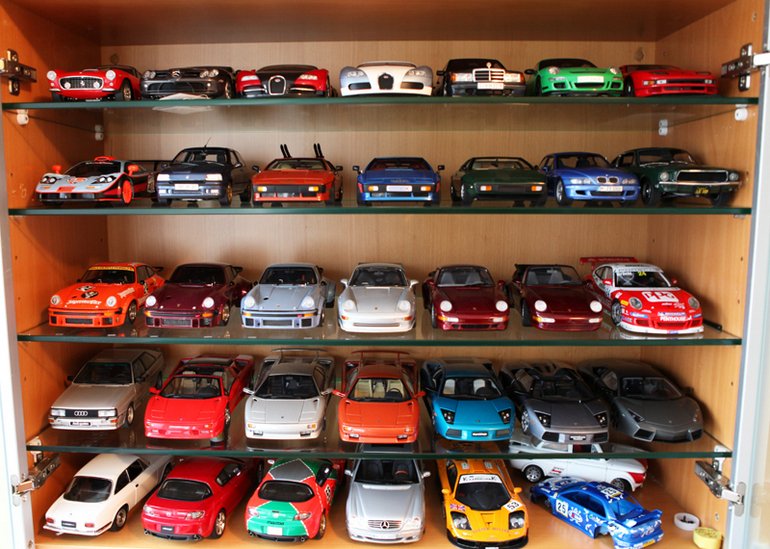 samranken's tweet photo. Collecting #DiecastModelCars is your hobby?? Then know how to maintain them.

https://t.co/Q3wcBp03QC https://t.co/sBBPk3Ba4L