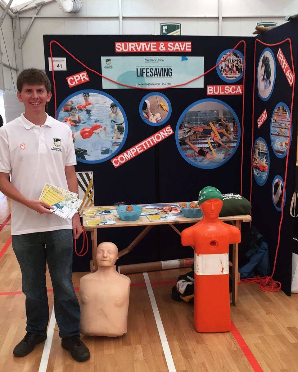 UoNLifesaving's tweet image. Come and meet us at UoN Welcome Sports Fair, we have cookies!!
#greenandgold #uonfreshers #dontdrinkanddrown @UoNSport @UoNFreshers