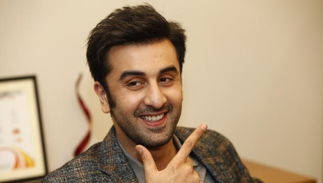 DalmiaMedicare's tweet image. #DilKiSuno This #WorldHeartDay, we thank the hearthrob #RanbirKapoor for keeping our hearts happy. 😻

#HappyBirthdayRanbirKapoor  #WHD2016