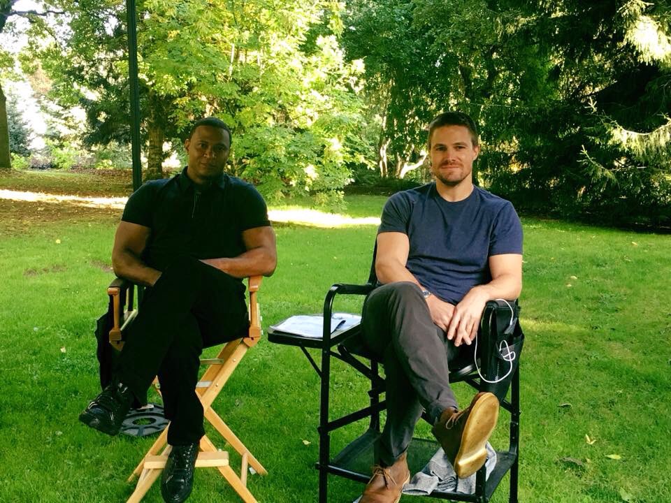 Arrow_Worldwide's tweet photo. #Arrow100 posted by #StephenAmell on Twitter 💚🏹🎯 https://t.co/P9WTu7dr6Z