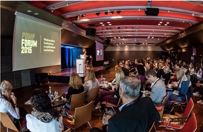 We warmed with Igor Savič on the stage. What is changing within #contentmarketing? Next up, <a href="/Robert_Rose/">Roselia Roberton</a>! #POMPForum