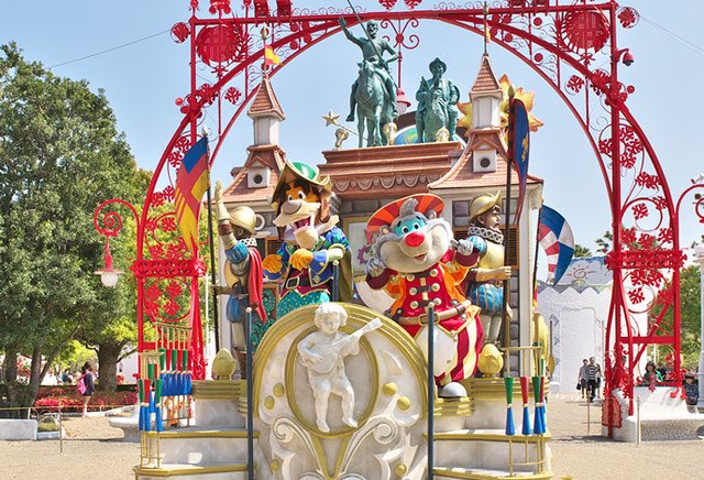 麗yer S 少人数制 撮影ロケプロジェクト على تويتر 10 30 日 ハロウィンᙏ Cos In志摩スペイン村 お1人3 900円 名古屋からの往復送迎は 3 600円 欧州風のロケで進撃の巨人 あの夢の国のキャラなど如何ですか コスのまま園内で遊べます T Co Ut7hg1f9u7