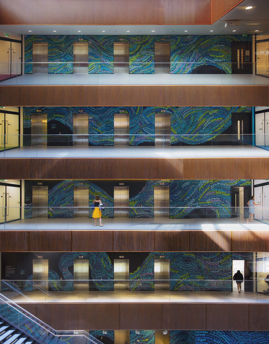 Epic mural spanning 248 yrs of literary history by <a href="/andygoodridge/">Andy Goodridge</a> &amp; <a href="/theGHCo/">Ashley Warner</a> for <a href="/HachetteUK/">Hachette UK</a> theghc.co/project.php?id…