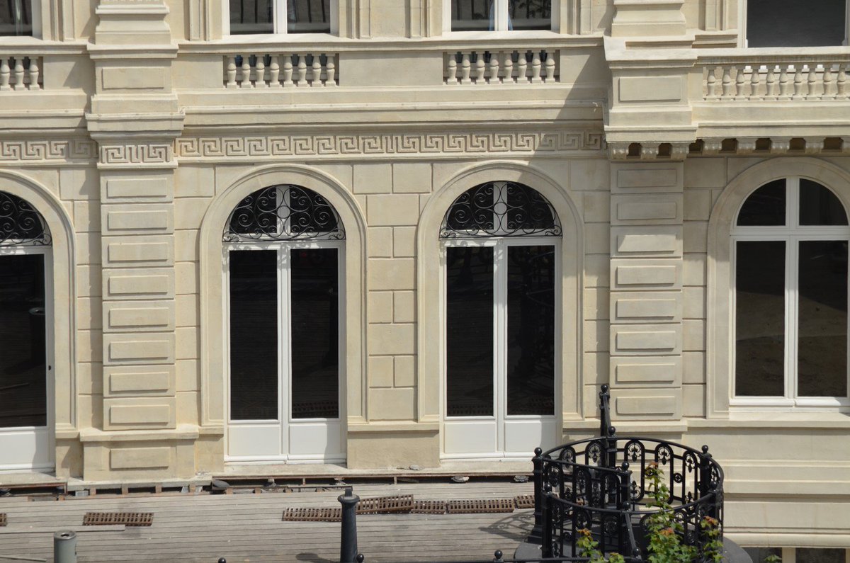 UK_APF's tweet photo. New large scale project recently completed by APF - Hotel de Gunsburg 
- 56 restored &amp; 170 new replica windows.
#archtiects #conservation https://t.co/GDjM2dr4fu