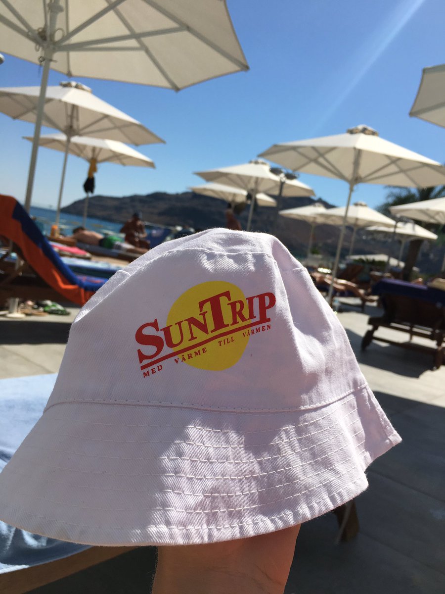 johanbark's tweet photo. Helvete hörni, idag blir det varmt! ☀️#sistadagen #schtek #pressa #suntrip https://t.co/eidvvbzsz5
