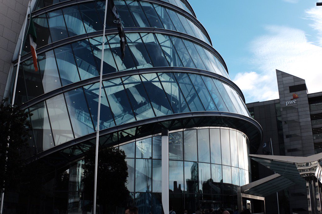 mguttenberger's tweet image. Goodbye #informatik2016 and good morning #drupalcon Dublin