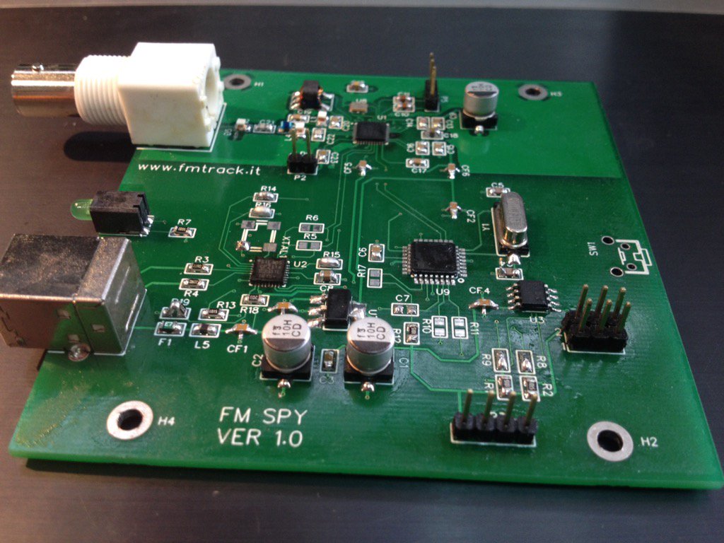 robert_went's tweet photo. #fmspy - do you want to record and monitoring your fm station ?  Using @siliconlabs  fm tuner with i2s to usb bridge! https://t.co/L7hSXutk3m