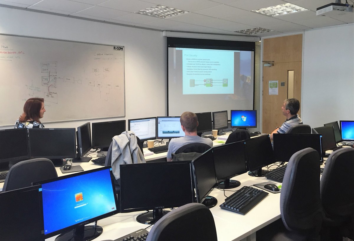 RComEducation's tweet photo. Our IT training room is fully equipped, desktops, projector, video conference facilities and free Wi-Fi! Please email us for more details. https://t.co/CGYDGvE97g