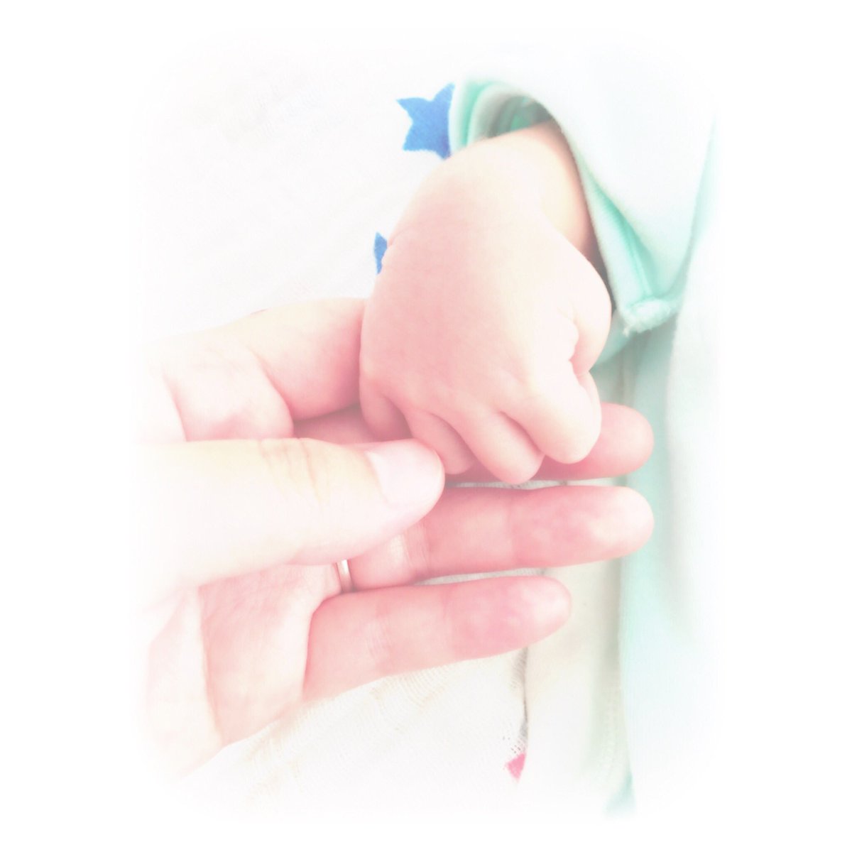 tuyi_01's tweet photo. ᐠ ♡ ᐟ 2OI6O926 ｐｍ 16:O1

         3350ｇ49.8ｃｍ

３時間のスーパー安産で
元気な男の子を出産しました🚹💓

苦しい中ママとパパのところへ
頑張って産まれてきてくれてありがとう。
貴方を授かることが出来た
私達は世界で一番の幸せ者です☺️ https://t.co/VejvW3wqdC