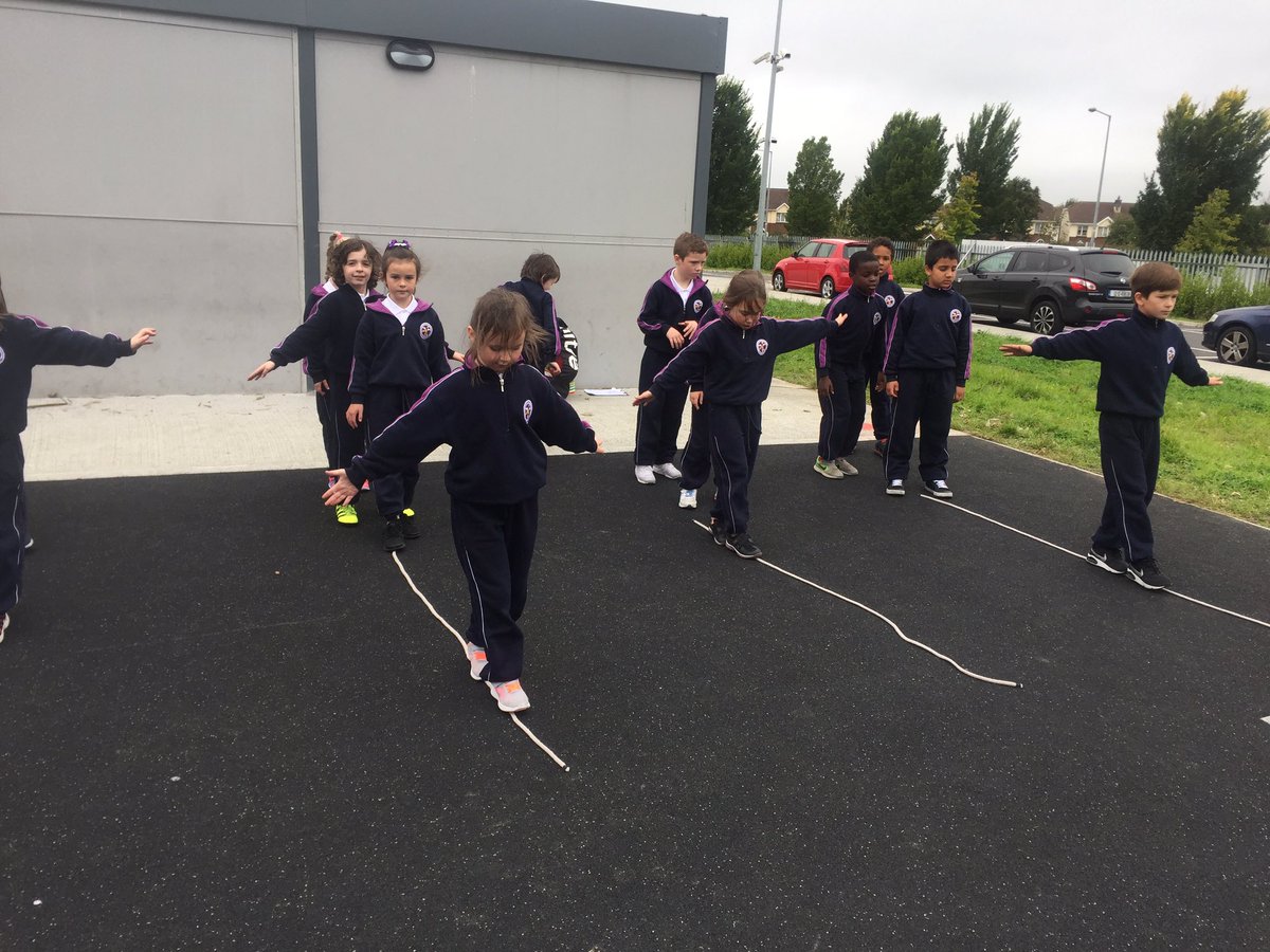 SthDubSports's tweet photo. Class 5 in Balgaddy JNS working on balance #Basicmovementskills https://t.co/rjMLp8sRo6