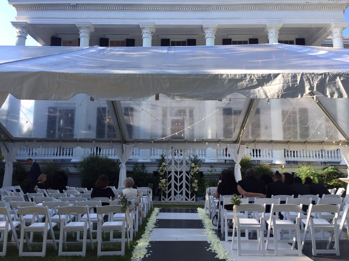 CCEventsCHS's tweet photo. It's #weddingwednesday and knee-deep in fall wedding season. Beautiful wedding @WickliffeHouse with @branchstudio. https://t.co/9EBRDKvgJy