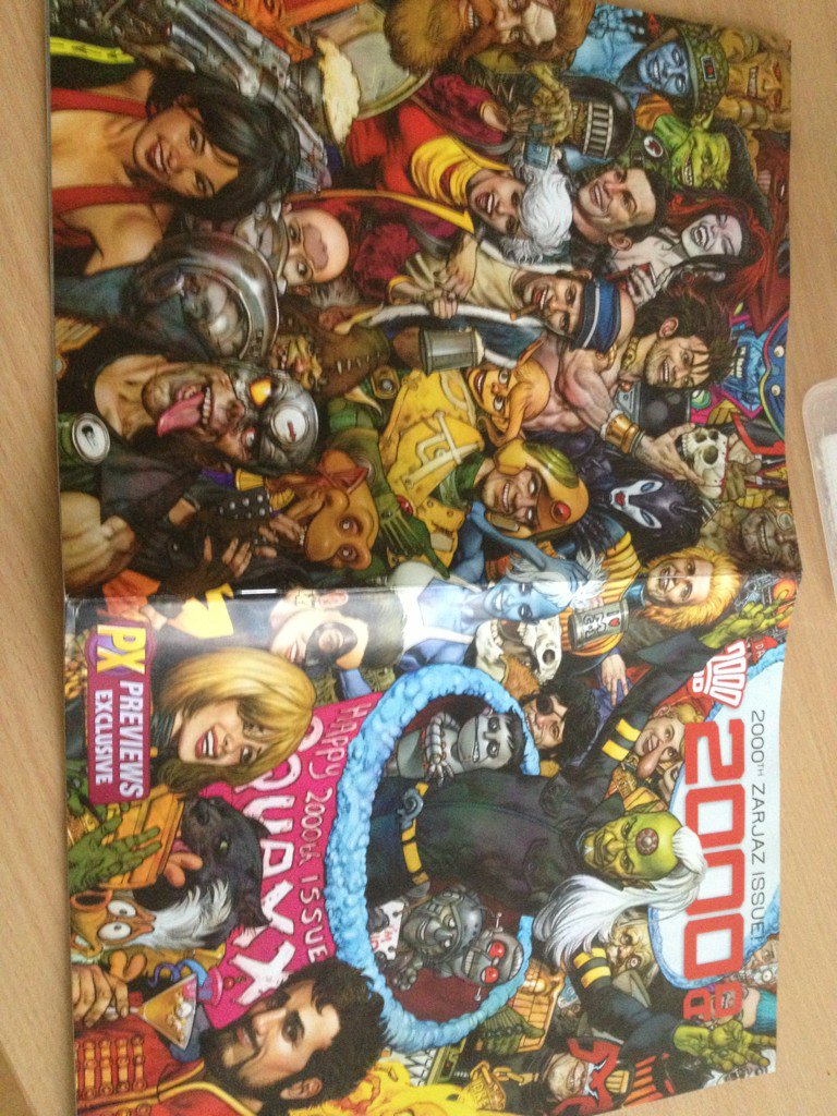 zanPHEE's tweet image. Looky what I&apos;m reading over tea? 

#Prog2000