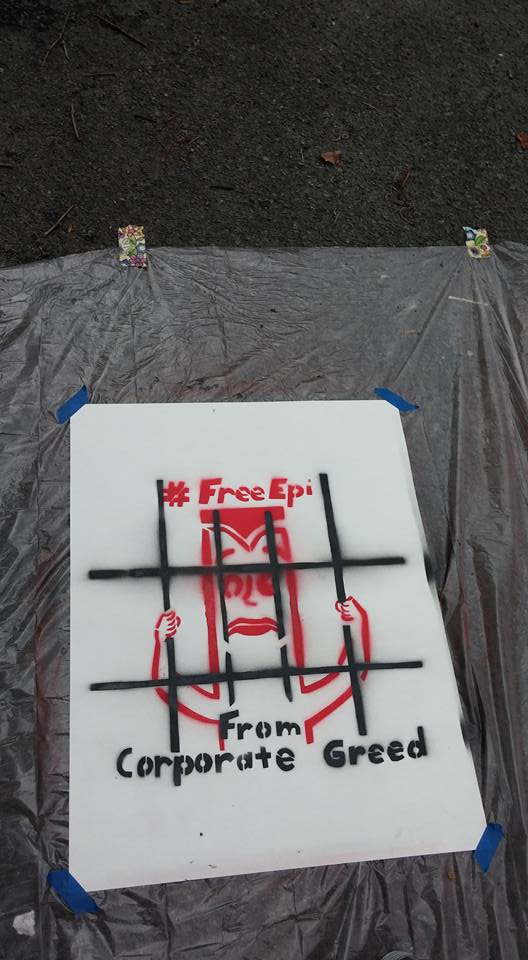 MylanProtest's tweet photo. A symbol of our #MylanProtest, #FreeEpi is simple and poignant: why put a price lock on medications? https://t.co/Z24kxDJiLb