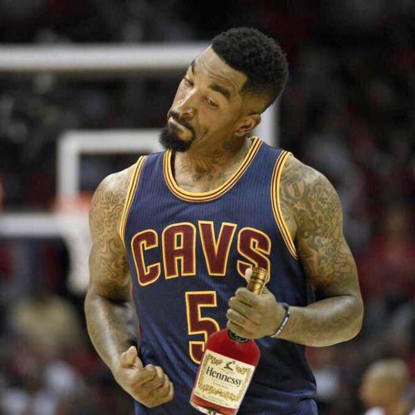 IksoKRennoC's tweet photo. #SignJRSmith https://t.co/BRLx0qNCKc