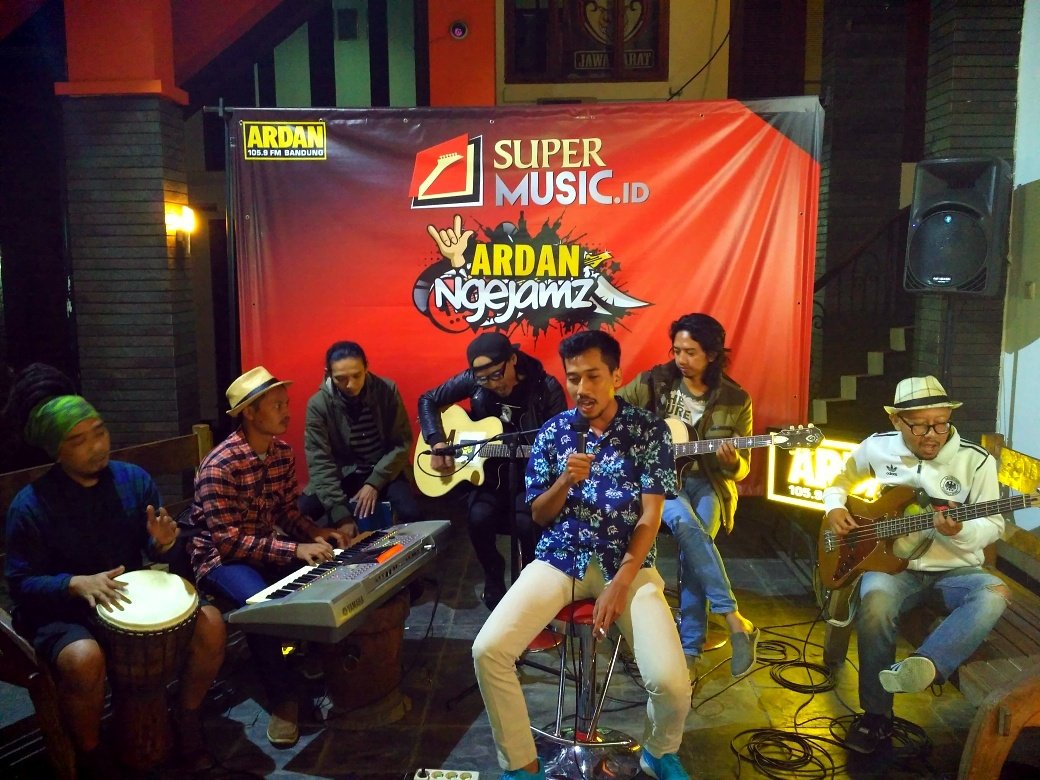 coffeedancer Family tweet media