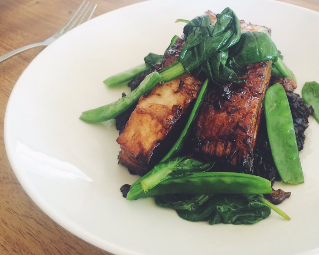 Well hello Asian braised sticky pork belly with black rice, mange tout and tatsoi.