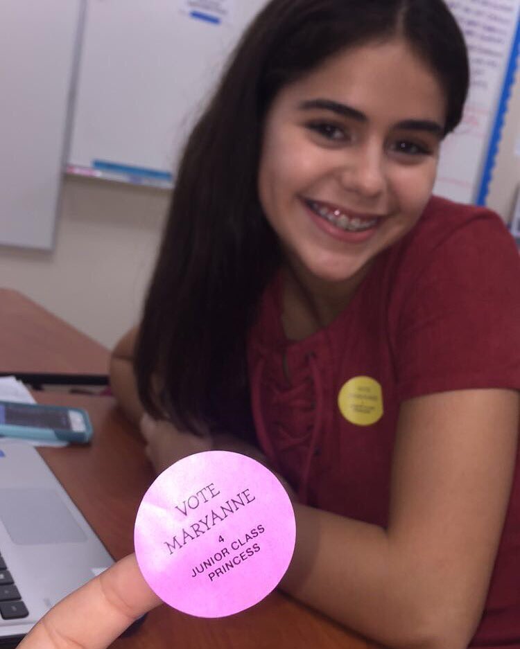 _bryannamariee's tweet photo. 👑👑Don't forget to vote Maryanne Hernandez for junior homecoming princess!!!!👑👑 https://t.co/tK3e0yomSr