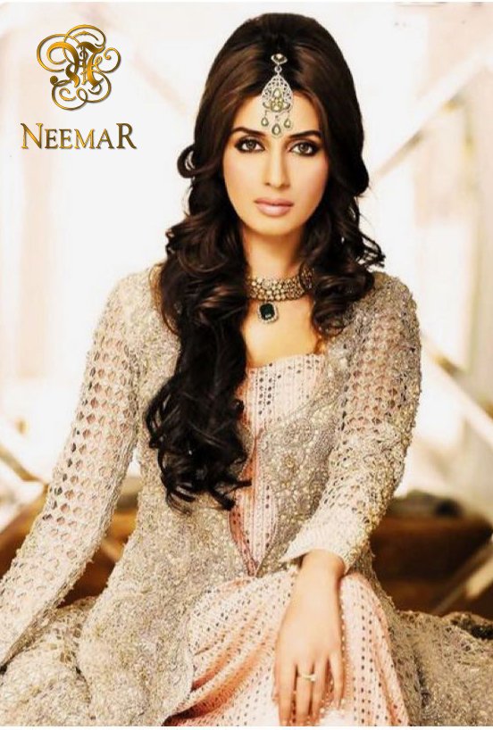 NeemarJewels's tweet photo. Polki Fusion: @imanalipk
Visit Neemar today,
10-Q Gulberg II, Lahore, Pakistan
#neemar #imanali https://t.co/rvzGFroLco