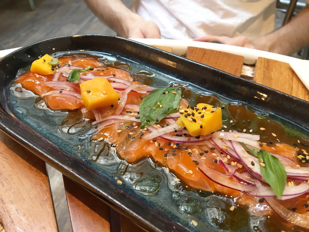 CreatyveBlog's tweet photo. On a testé la Cevicheria, le bar à #ceviche !! #paris #bonneadresse https://t.co/PvmjWtl5yF https://t.co/brs3OsHHQu
