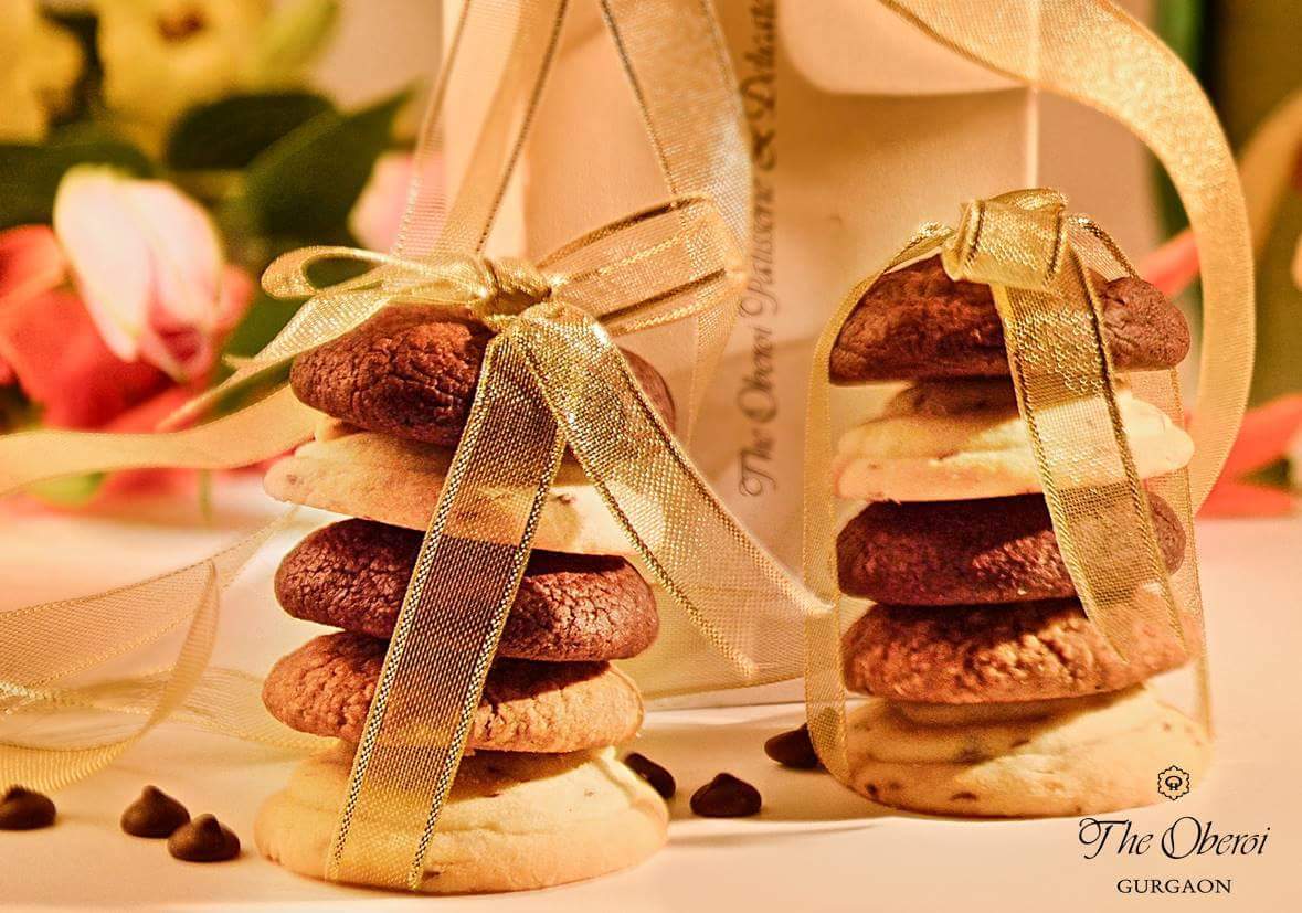 sheshank27's tweet photo. Homemade cookie platter at The Oberoi Gurgaon 
@OberoiGroup #OberoiDirect https://t.co/VnoQO5769t