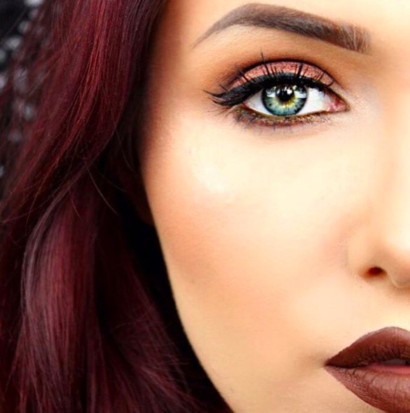 TheLashInc's tweet photo. Get 10% off your first order at https://t.co/BaUVpOsEUP #HumpDayHappiness #makeup #lashes #thelashinc #makeupchallenge #makeupartist #mua https://t.co/f6EO3X1VCH