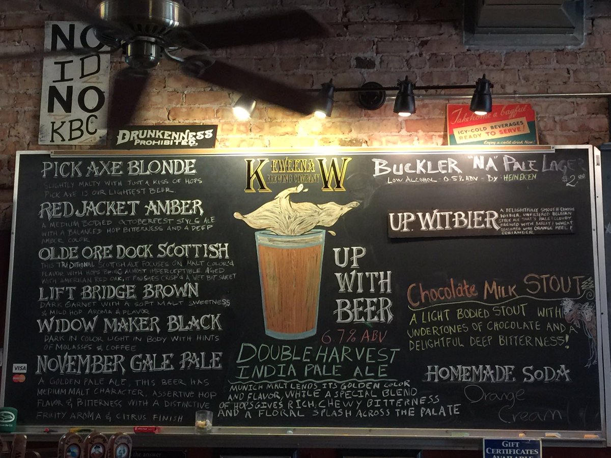 jrosenbergh's tweet photo. @keweenawbrewing brewpub in downtown #houghtonmichigan offers nice selection of their brews on tap. #doubleharvestipa was really tasty. https://t.co/aajJ6Btjem