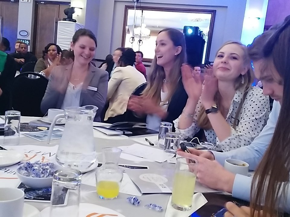 AndineErasmus's tweet photo. Best table! @RisingStarSA #RSSummit2016 https://t.co/TM98CmWd7P