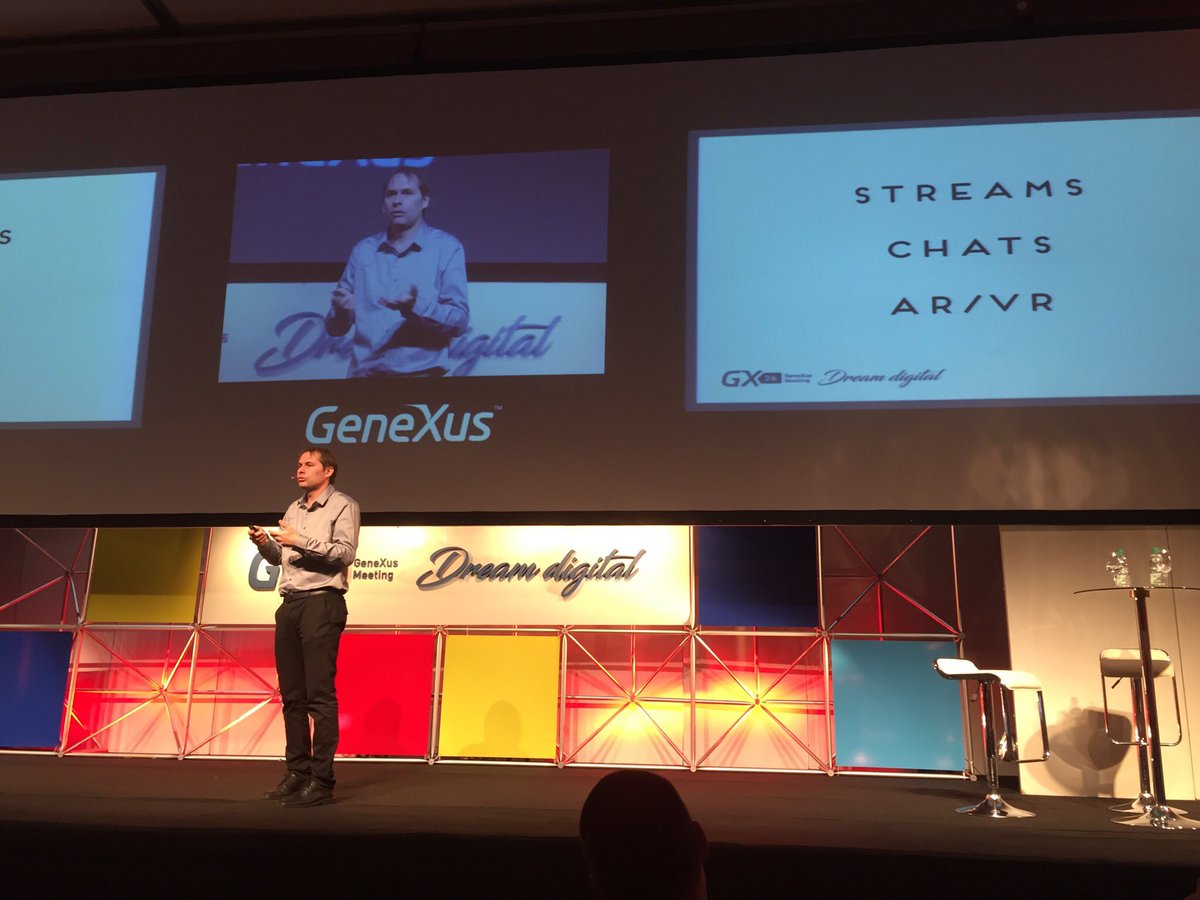Toni_Fuentes's tweet photo. #GX26 @GMilano nos puso al día del mediano plazo #GeneXus Muy ilusionante el camino a recorrer y el foco, como siempre, en lo más relevante https://t.co/dz9WXLRuS8