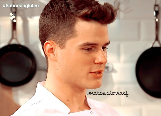 MateoSierraCF's tweet photo. ¡Celebrando los 35 años de Schär! #Saborsingluten en Canal Cocina.
https://t.co/dYs6kIjSqp | @MateoSierra93 @CanalCocina @SCHARglutenfree. https://t.co/bEnkeIp7jC