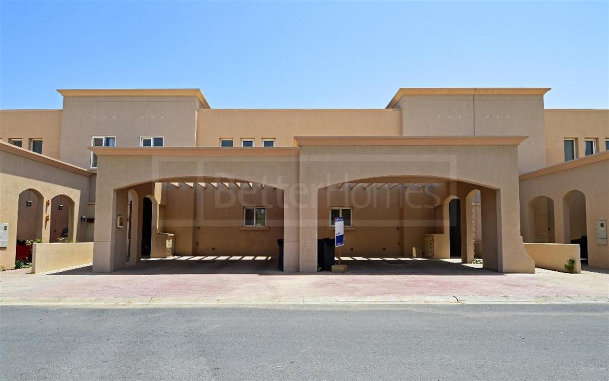 viewpinneruae's tweet photo. Enjoy the serene view from the villa along with luxurious facilities such as children’s play area and swimming pool https://t.co/nSlHESwWEG https://t.co/0bmqMq5hib