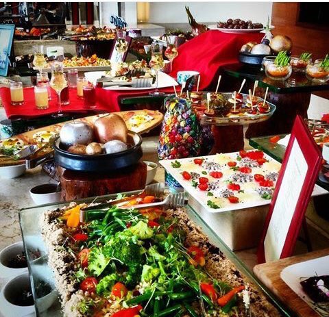 pritika8628's tweet photo. Sunday brunch at the oberoi gurgaon @OberoiGroup #OberoiDirect https://t.co/a0AAus6sD3