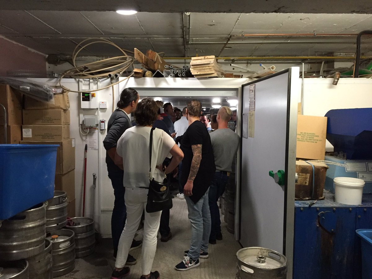CafeDeBiet's tweet photo. Inspiratietour Dublin Heineken #goedgetapt #coldcellars https://t.co/sIITPRnsy5
