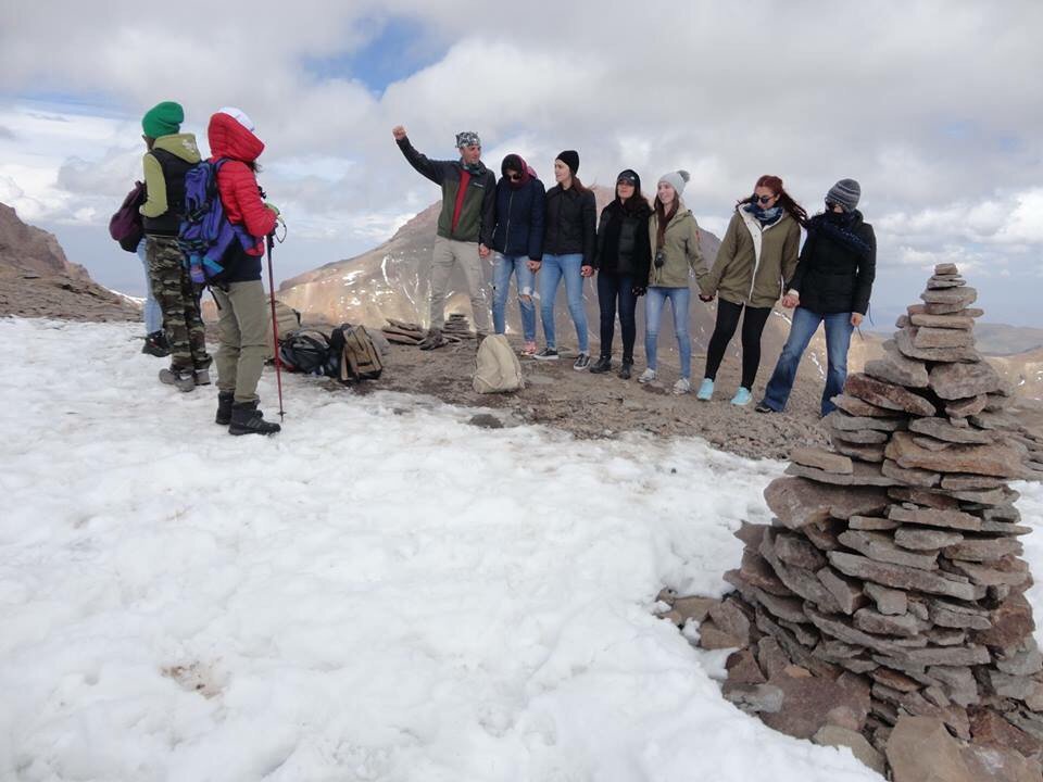 ianaavanesian's tweet photo. #Armenia|n #national | #folk #dance #Qochari on the sthrn top of #Aragats #mountain
#ArmeniaStrong #UnitedArmenia https://t.co/HV7bmXRuHx